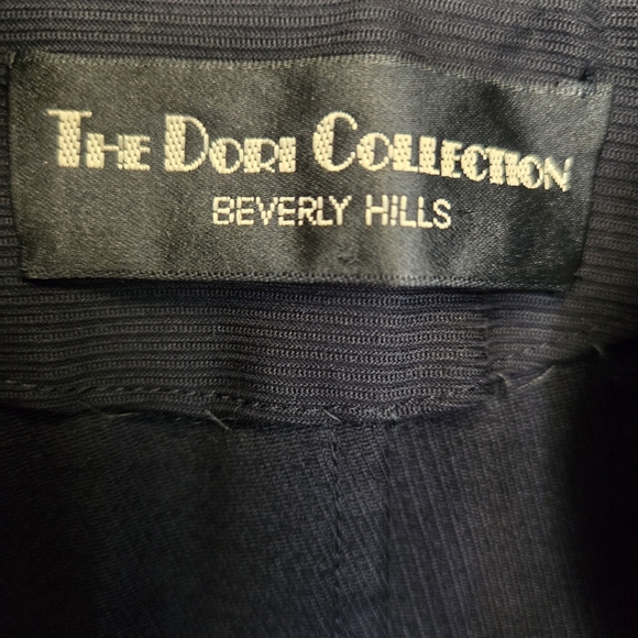 The Dori Collection Beverly Hills Stylish Pleated Vest No Size Tag - Picture 4 of 6